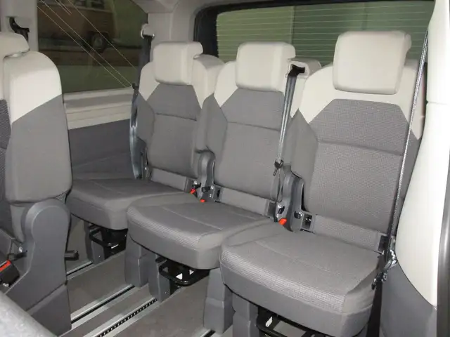 Volkswagen T7 Multivan VW T7 Multivan Business eHybrid 180 kW 4MOTION Ansicht 8