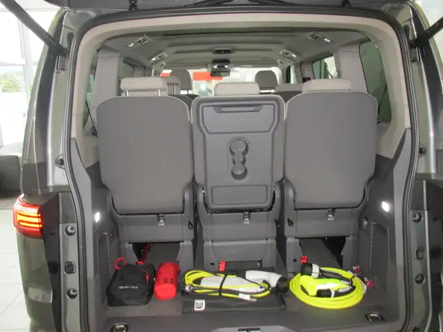 Volkswagen T7 Multivan VW T7 Multivan Business eHybrid 180 kW 4MOTION Ansicht 9