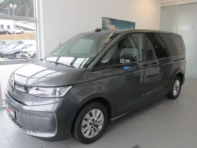 Volkswagen T7 Multivan VW T7 Multivan Business eHybrid 180 kW 4MOTION Ansicht 2