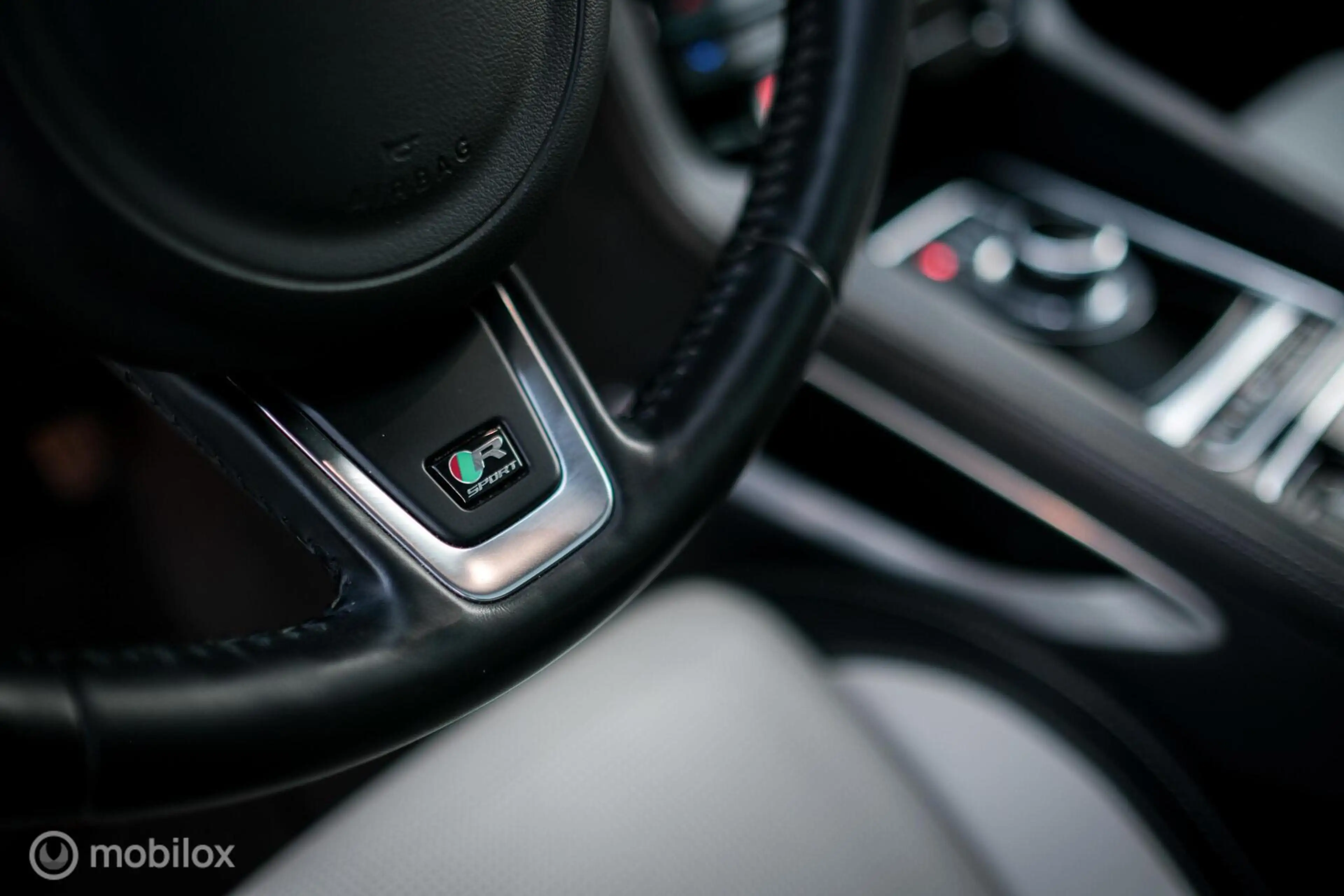 Jaguar F-Pace 3.0 R-Sport AWD 30d — photo 24