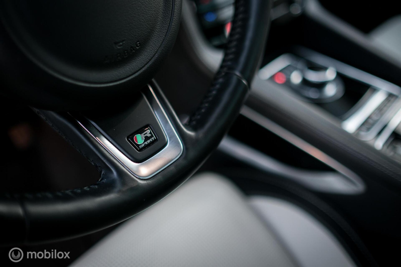 Jaguar F-Pace 3.0 R-Sport AWD 30d — photo 24