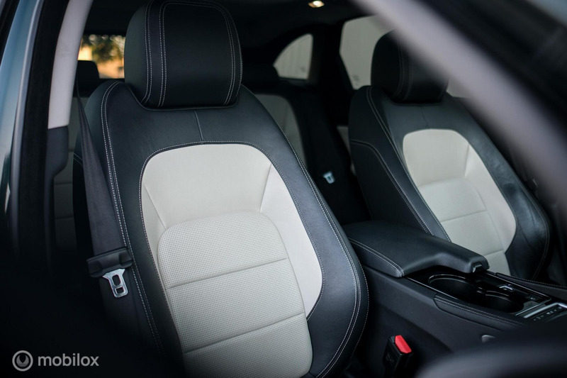 Jaguar F-Pace 3.0 R-Sport AWD 30d — photo 16