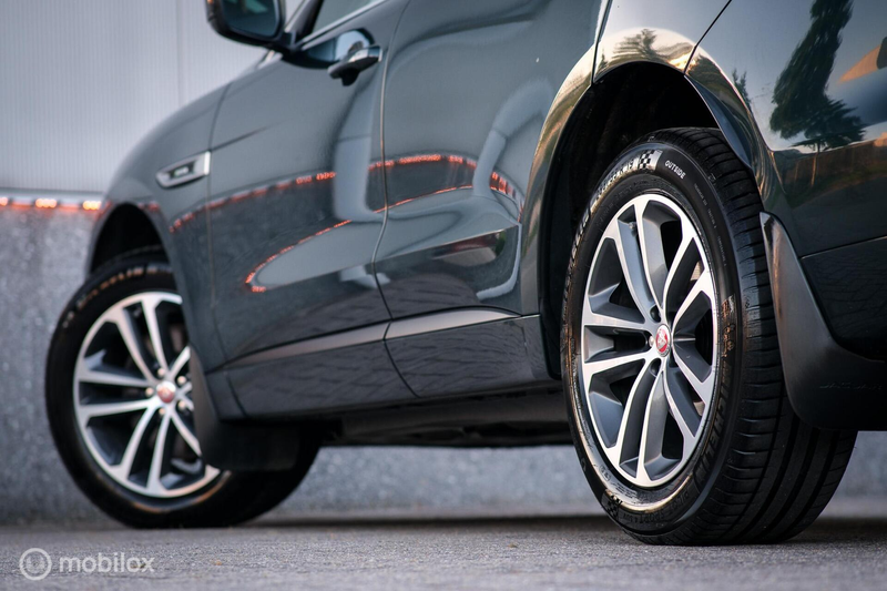 Jaguar F-Pace 3.0 R-Sport AWD 30d — photo 34
