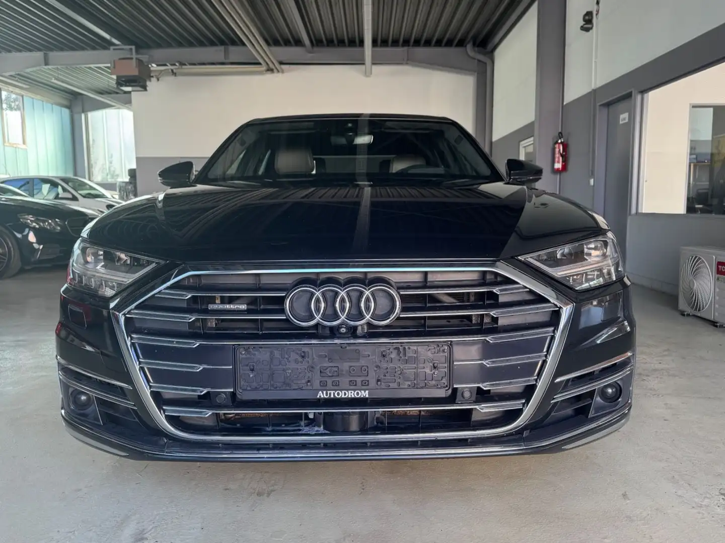 Audi A8 50 TDI quattro+Massage+2xTV+ Pano+Standhzng. Grau - 2
