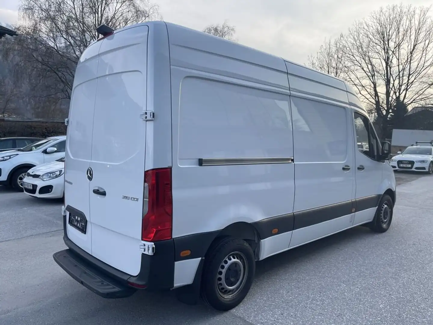 Mercedes-Benz Sprinter 211/215 CDI FWD L2 RFK Weiß - 2