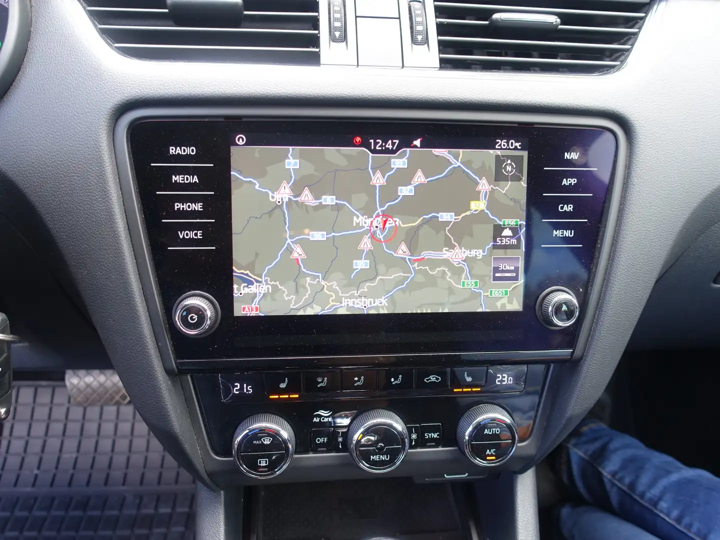 Skoda Octavia Soleil.*150 PS*Automatik*Navi* Weiß - 2