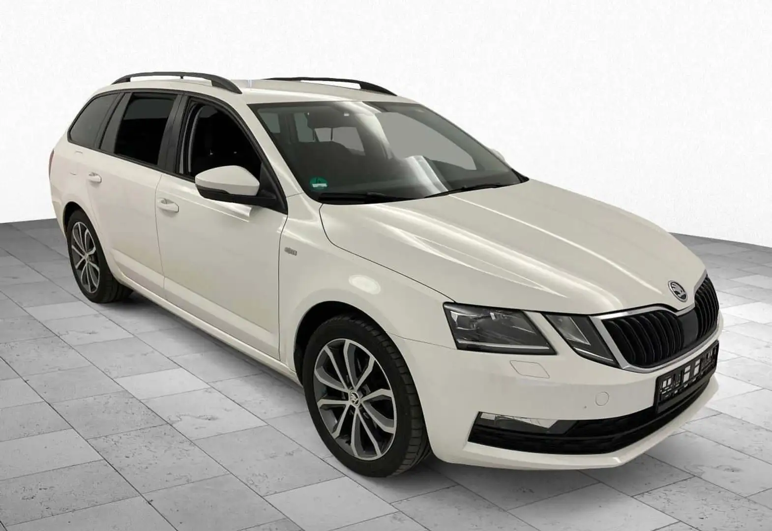 Skoda Octavia Soleil Weiß - 1