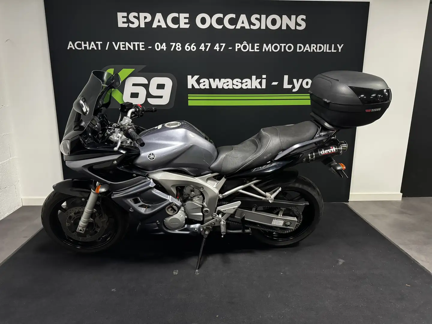 Yamaha FZ 6 Šedá - 2