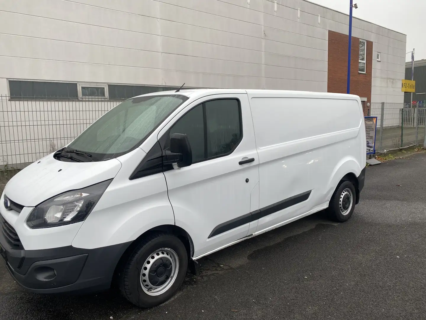 Ford Transit Custom 290 L2 LKW LANG. EURO.6 TÜV 12.2026 Weiß - 1