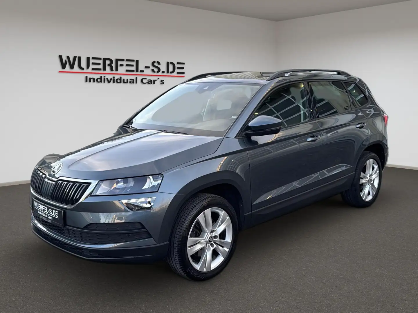 Skoda Karoq Style+AHK+NAVI+Keyless+18"Alu Gris - 2