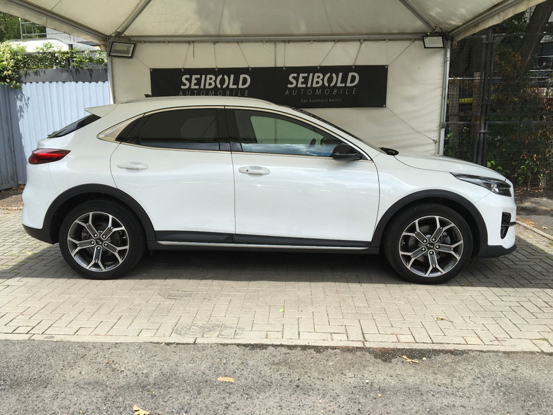 Kia XCeed 1.6 Platinum Edition Plug-in Hybrid/Autom — photo 4