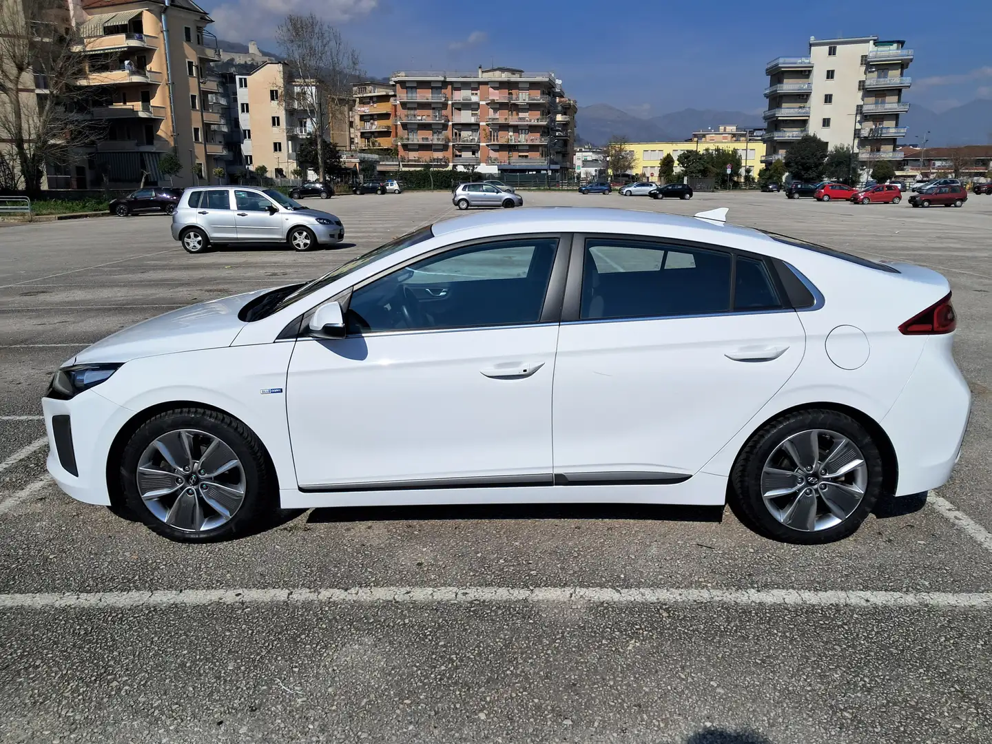 Hyundai IONIQ Ioniq 1.6 hybrid Style 6dct Bianco - 2