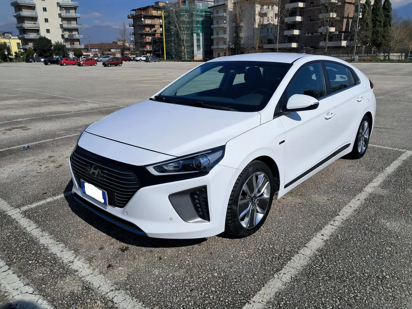 Hyundai IONIQ Ioniq 1.6 hybrid Style 6dct Bianco - 1