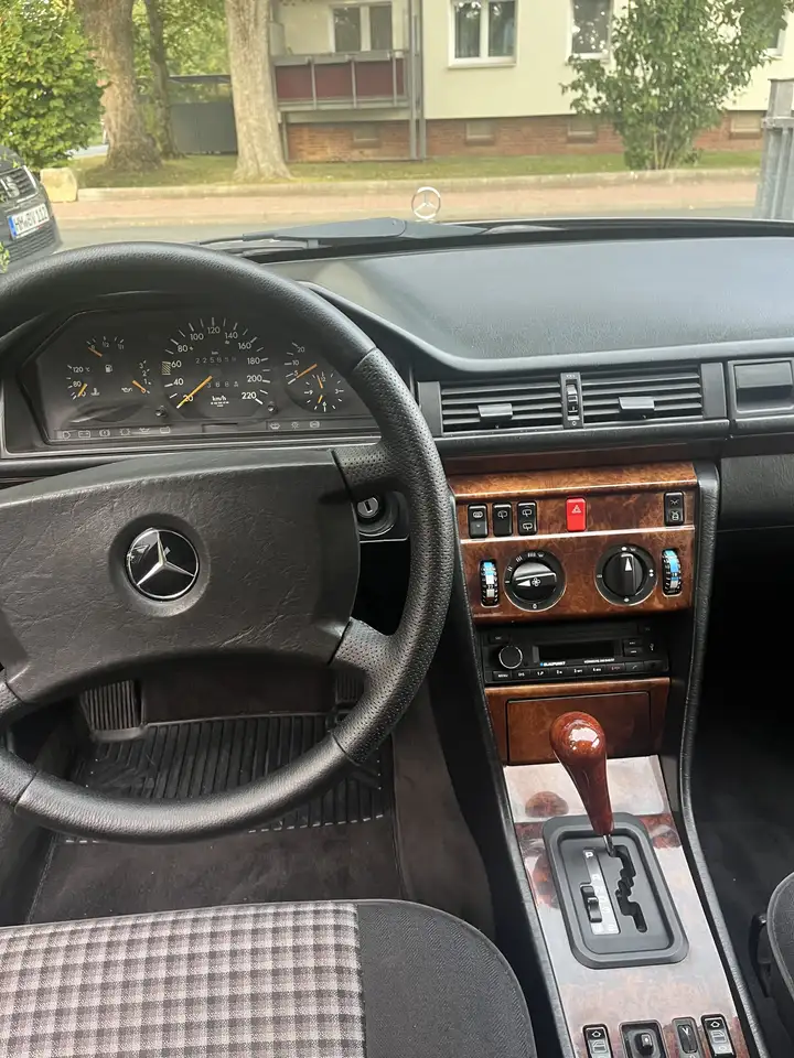 Mercedes-Benz 230 S124 W124 Kombi H-Kennzeichen, foto 12