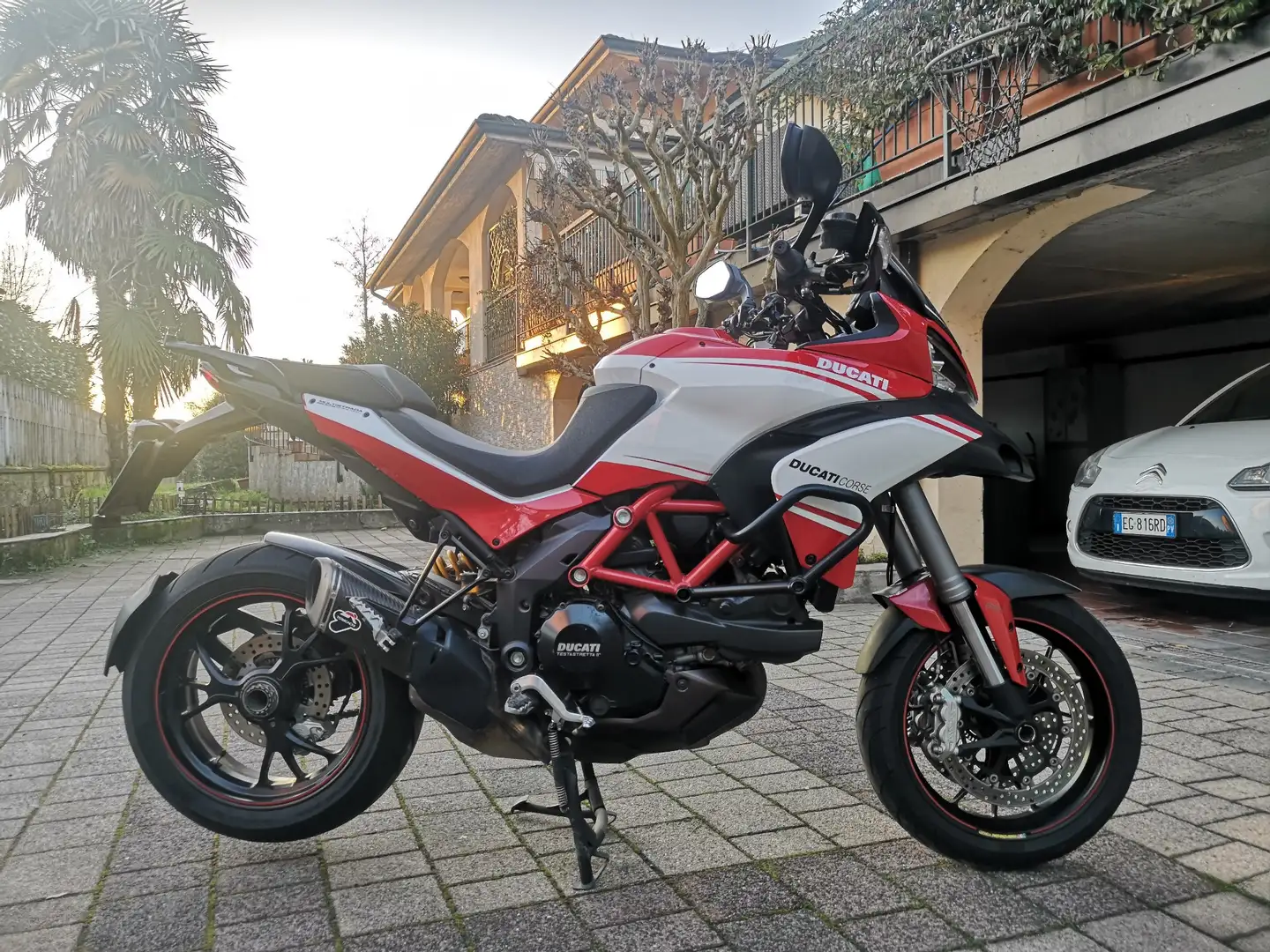 Ducati Multistrada 1200 Pikes Peak Roşu - 1