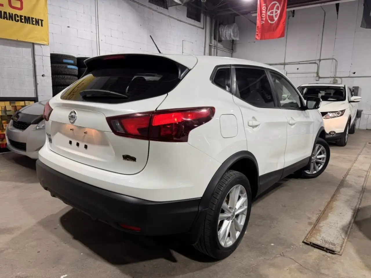 Nissan Qashqai снимка Nissan Qashqai