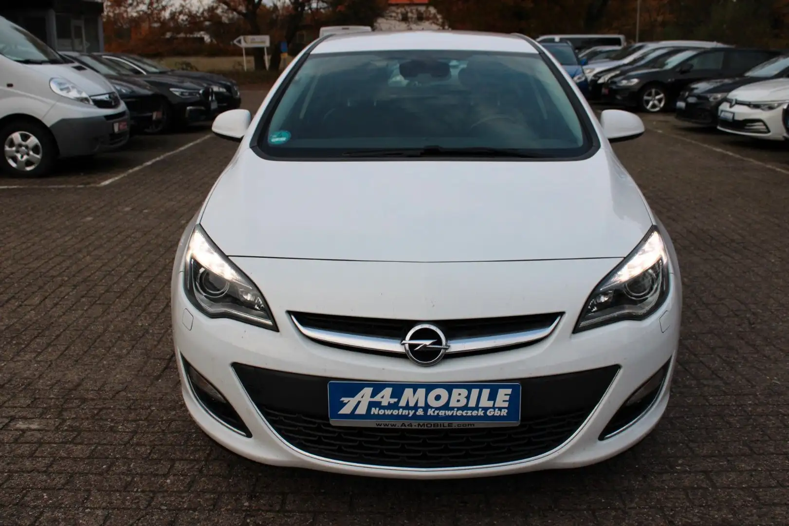 Opel Astra J 1.6 CDTI Lim. 5 Tür Standheizung Xenon Bianco - 2