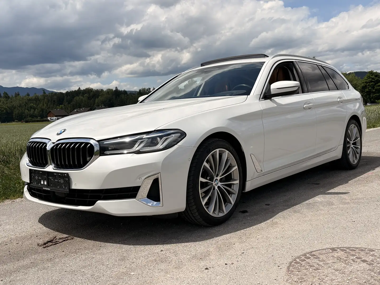 BMW 520 D XDrive Luxury Line - Voll, Service neu Weiß - 1