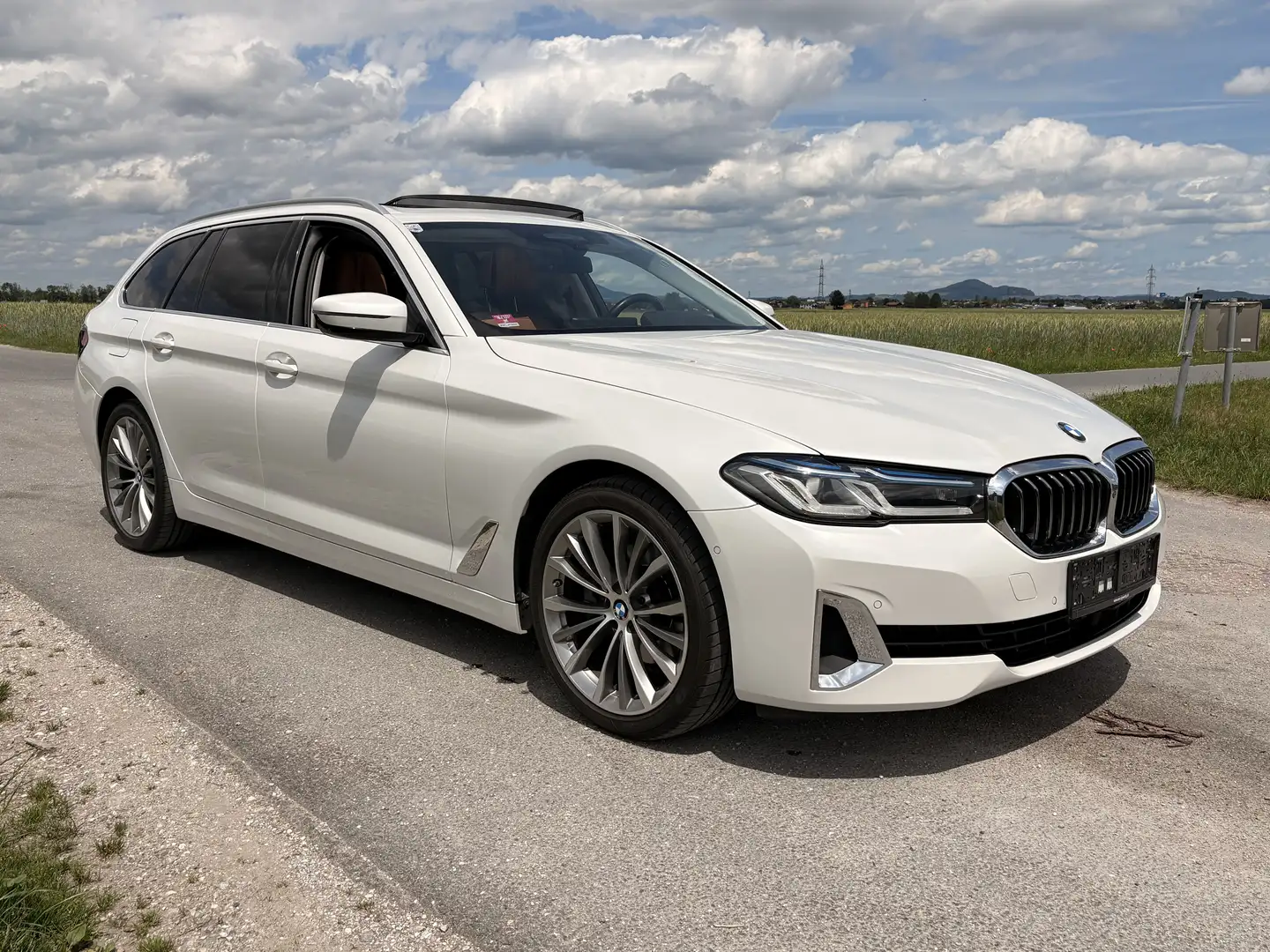 BMW 520 D XDrive Luxury Line - Voll, Service neu Weiß - 2