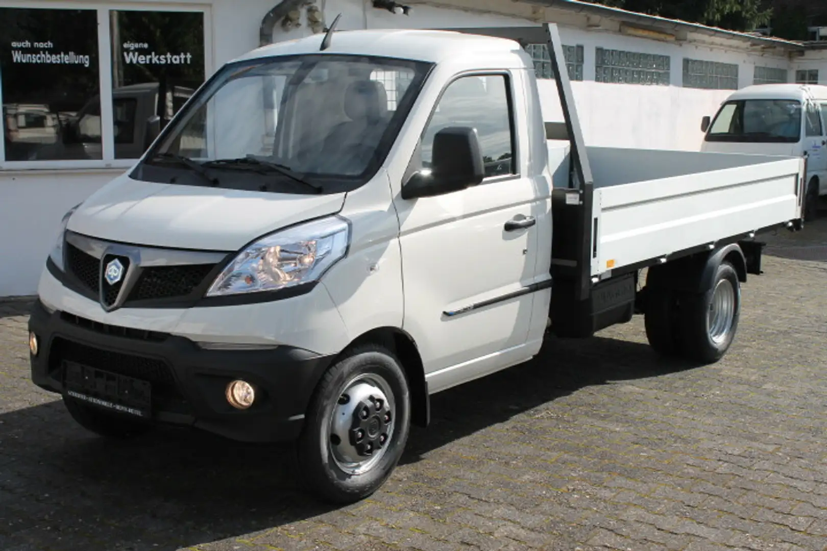 Piaggio Porter NP6 Kipper 3,08m Klima SOFORT !!!!! Weiß - 1
