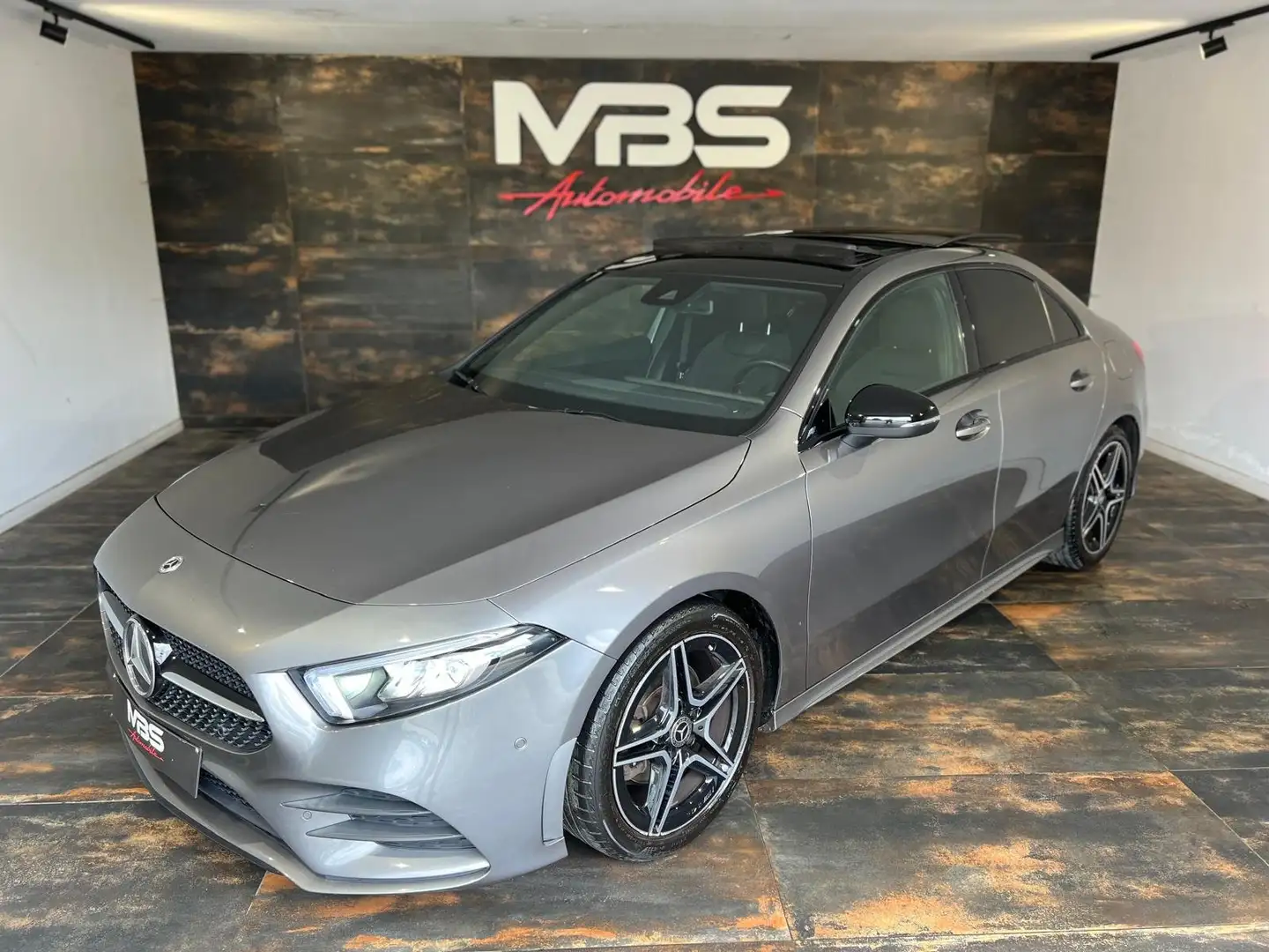 Mercedes-Benz A 180 A180d *AMG *PANO *CAMERA *LED EXT *AUTO Gris - 2