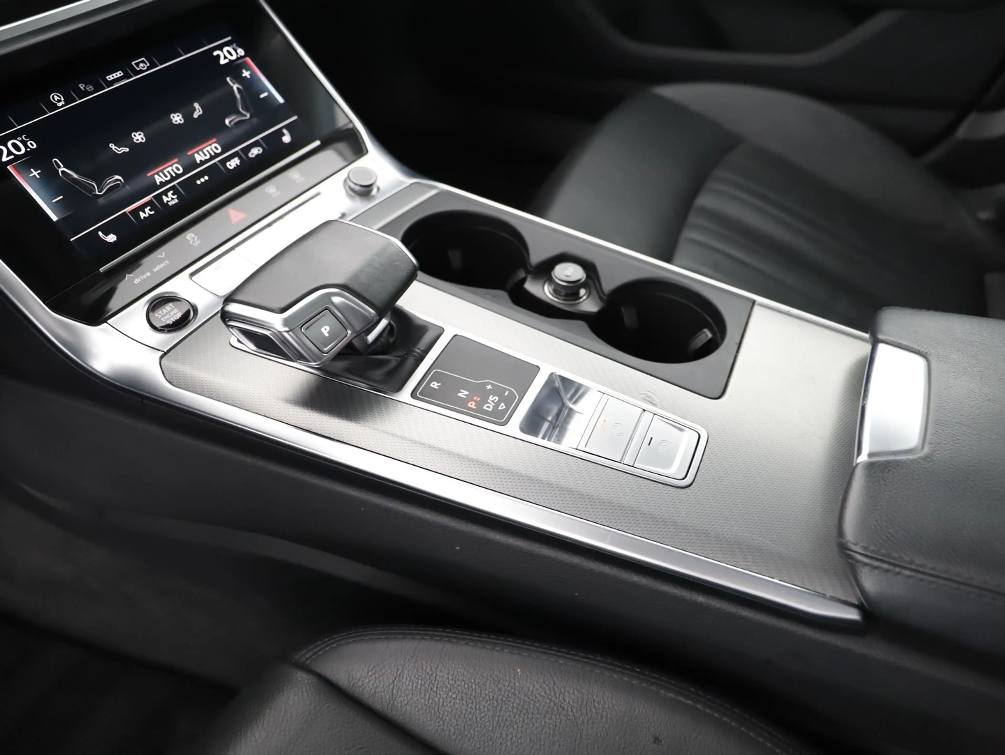 Audi A6 40 TDI Design — photo 7
