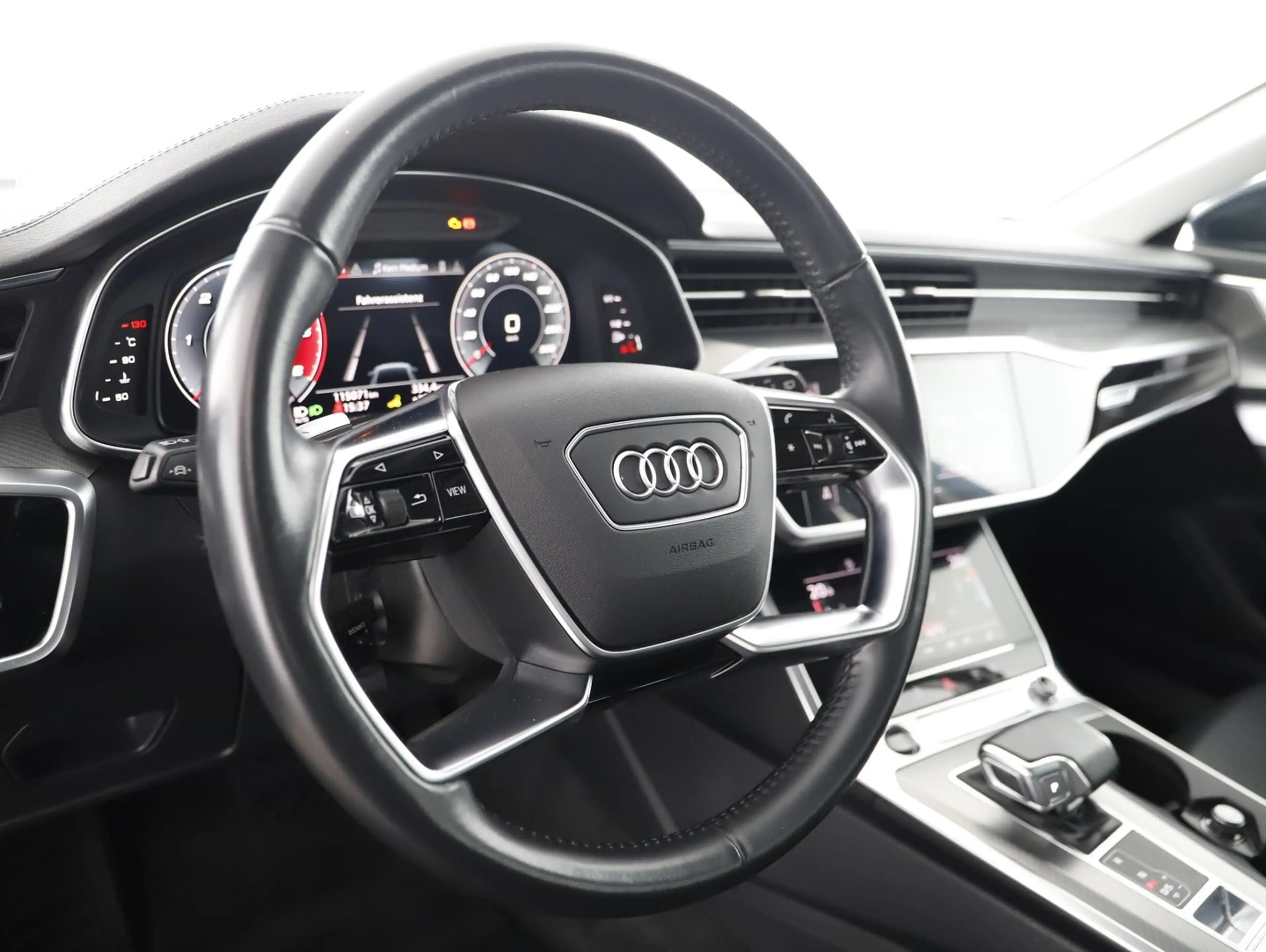 Audi A6 40 TDI Design — photo 6