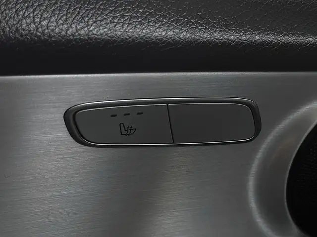 Mercedes-Benz GLC view 14
