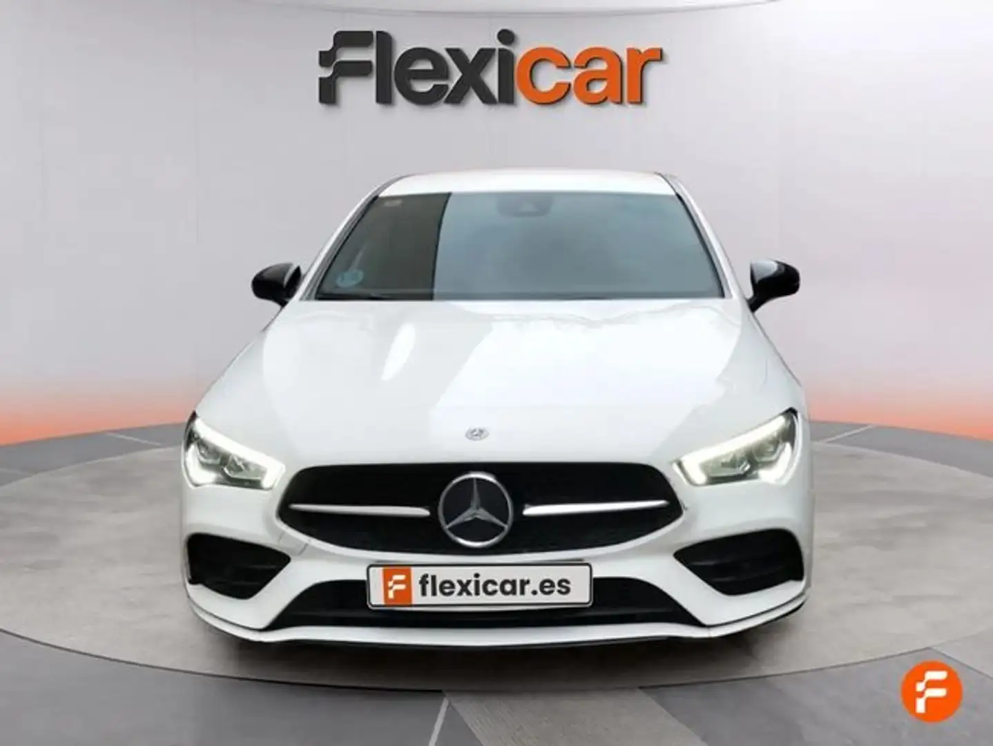 Mercedes-Benz CLA 200 Shooting Brake 200d 8G-DCT Blanc - 2