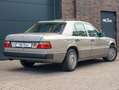 Mercedes-Benz E 230 W124, Autom., H-Zulassung, Scheckheft bis 110 tKM Auriu - thumbnail 6