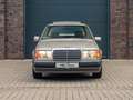 Mercedes-Benz E 230 W124, Autom., H-Zulassung, Scheckheft bis 110 tKM Auriu - thumbnail 5