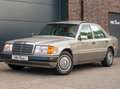 Mercedes-Benz E 230 W124, Autom., H-Zulassung, Scheckheft bis 110 tKM Auriu - thumbnail 3