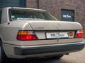 Mercedes-Benz E 230 W124, Autom., H-Zulassung, Scheckheft bis 110 tKM Auriu - thumbnail 12