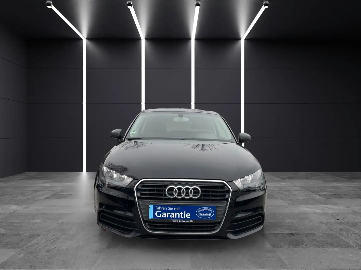 Audi A1 1.2 TFSI Ambition 1.Hand~Sitzheizung~8-Fach Negro - 2