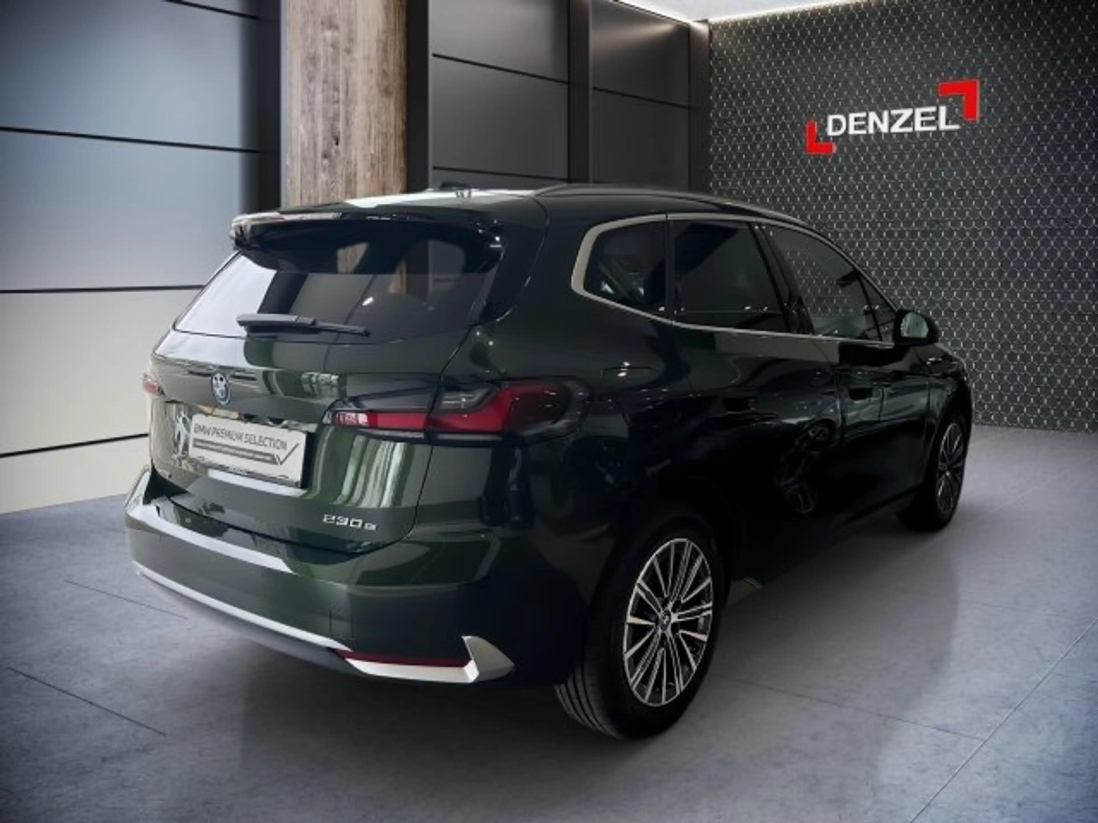 BMW 230 e xDrive Active Tourer U06 XB2 — photo 4