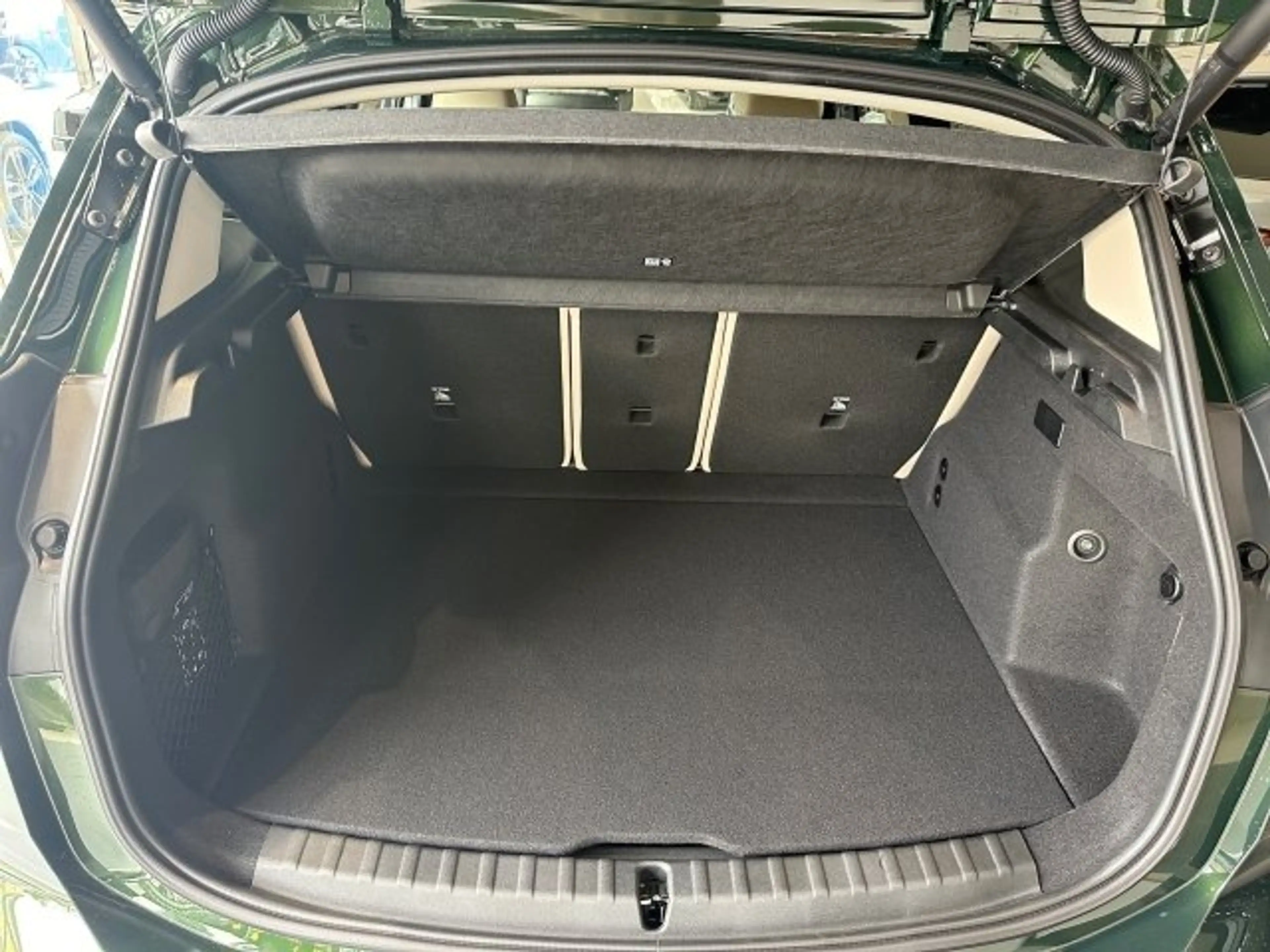BMW 230 e xDrive Active Tourer U06 XB2 — photo 10