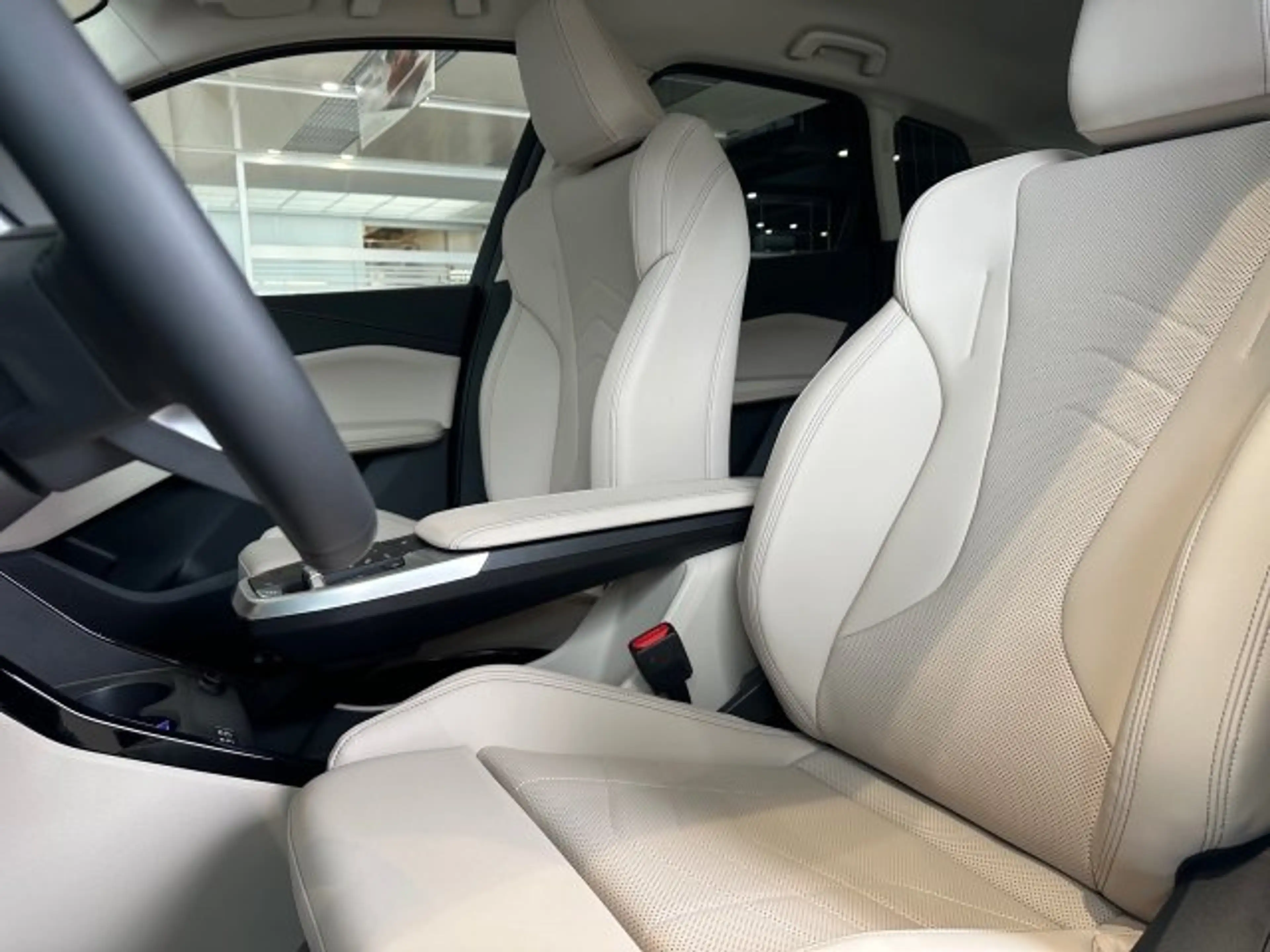 BMW 230 e xDrive Active Tourer U06 XB2 — photo 15