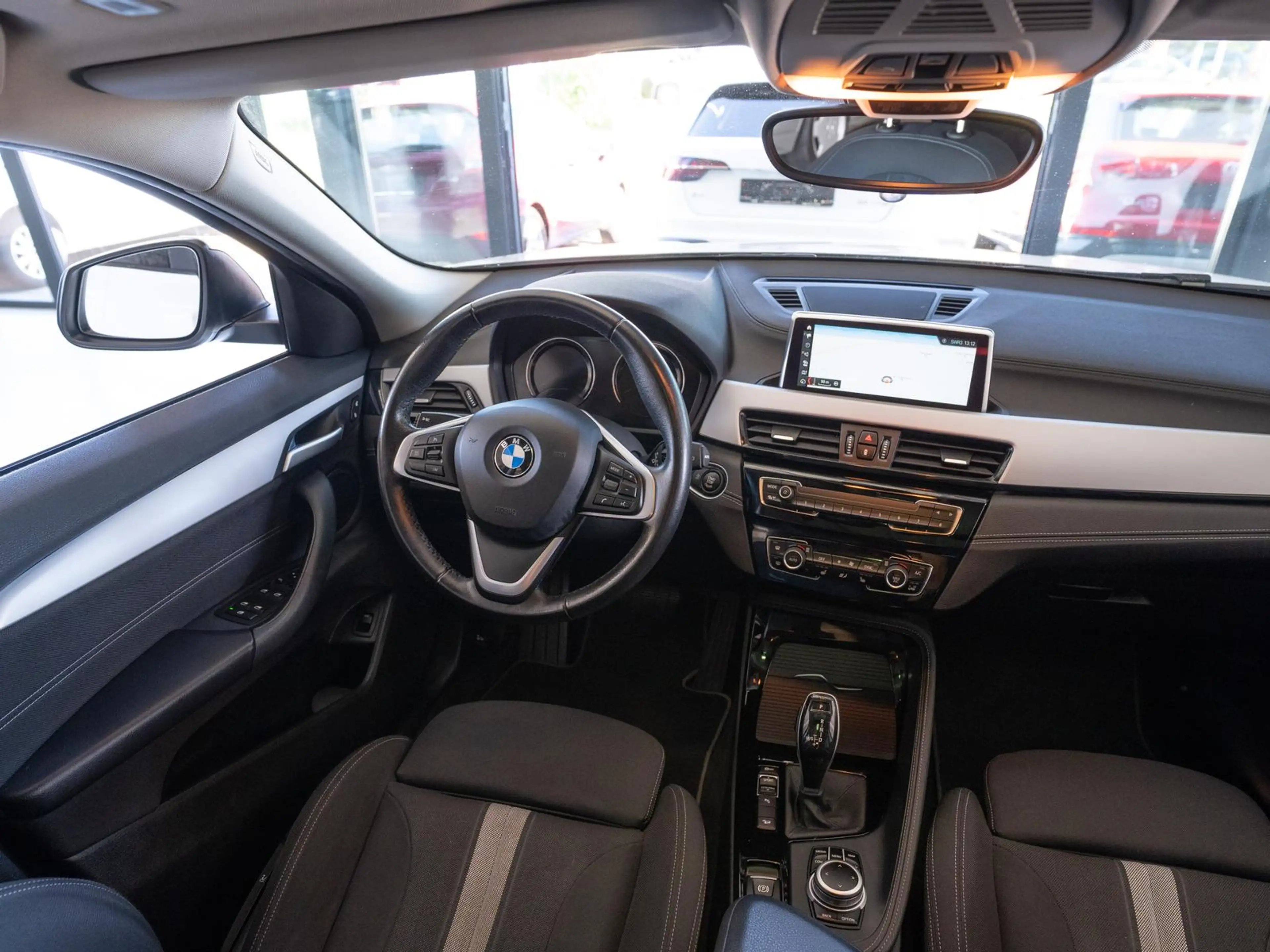 BMW X2 xDrive 20 i Advantage *RFK*AHK*LED*PANO* — photo 15