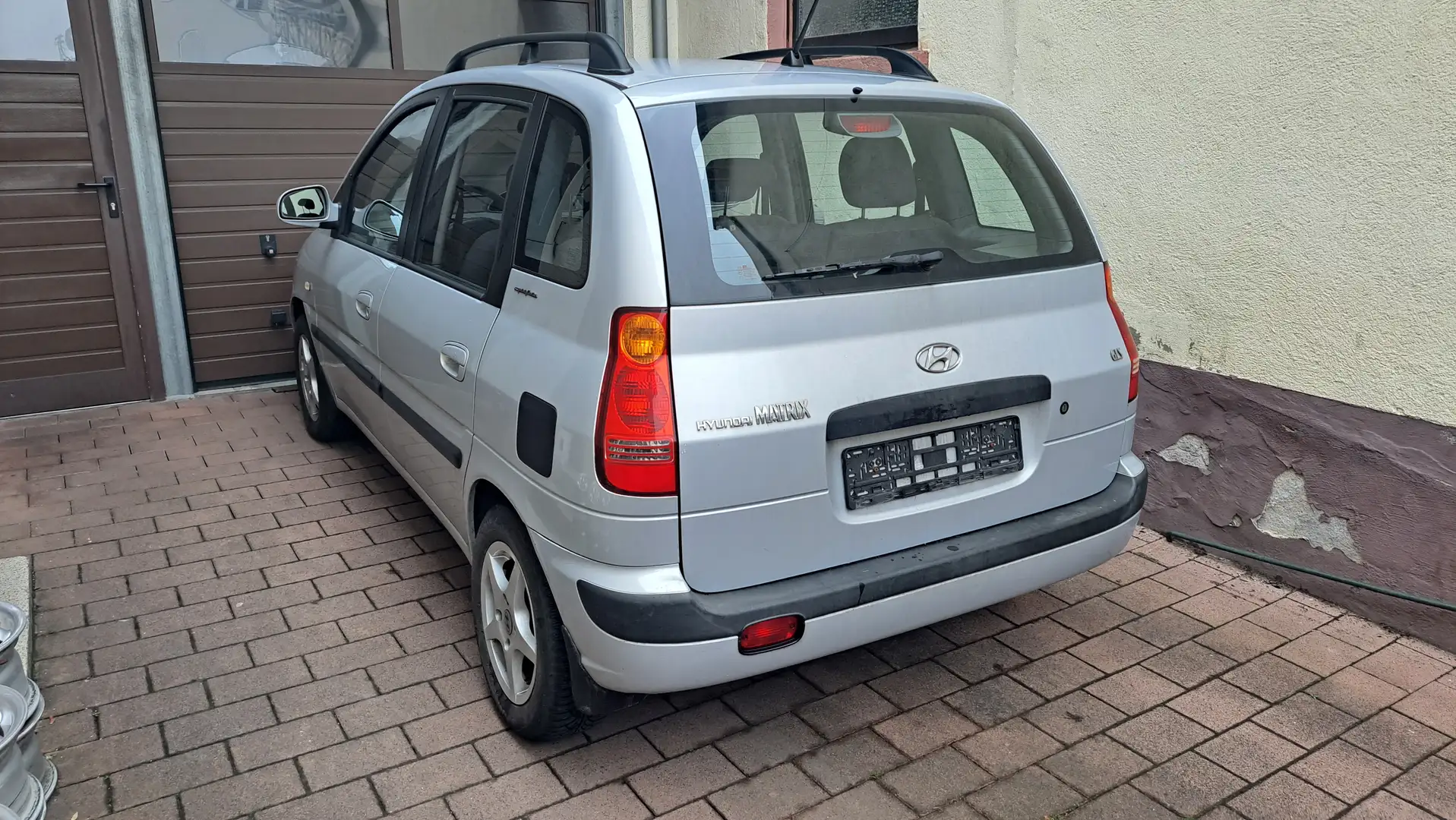 Hyundai Matrix Matrix 1.6 Team 06 Plateado - 1