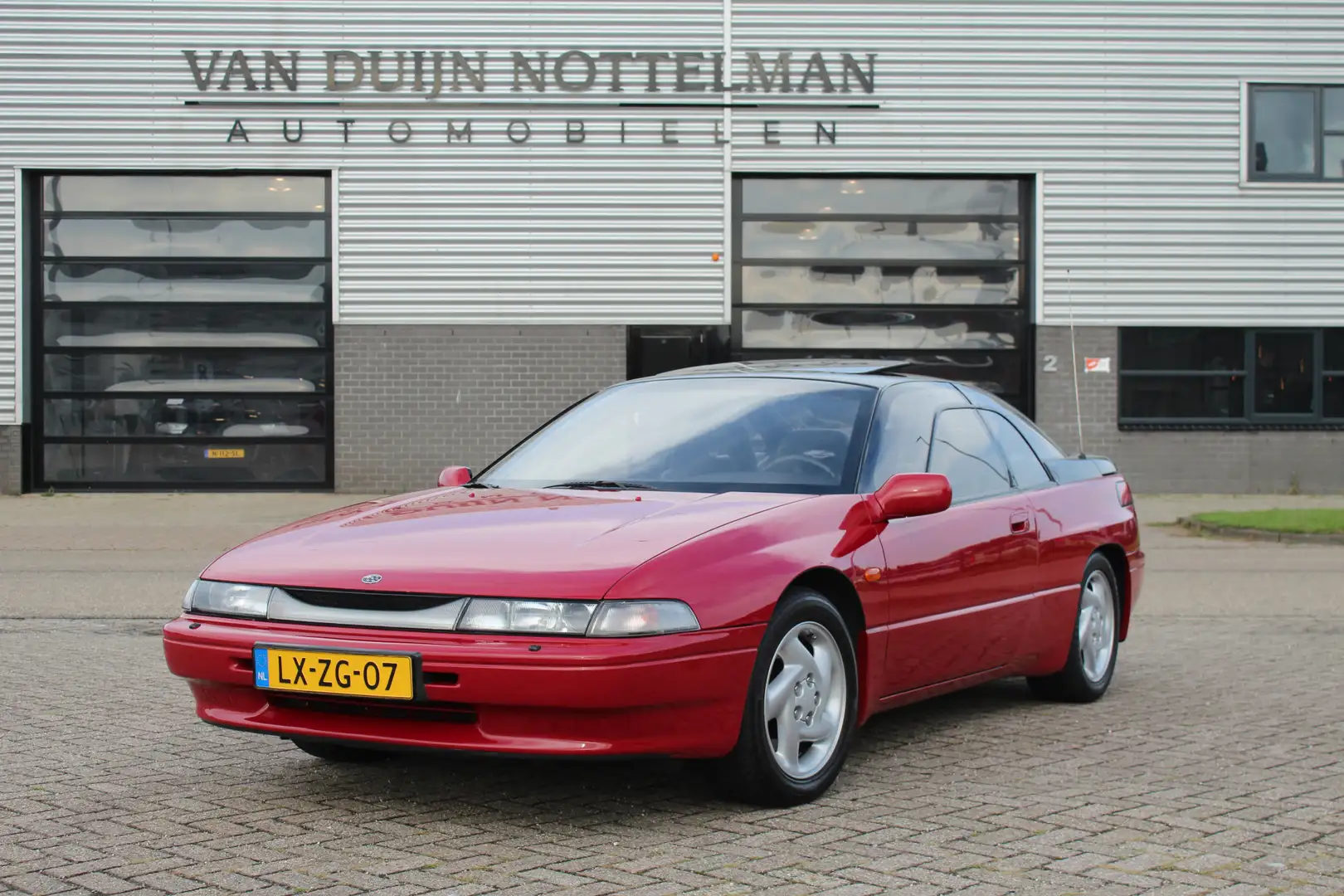Subaru SVX 3.3 6-cilinder AWD / Schuifdak / Xenon / N.A.P. Rot - 1
