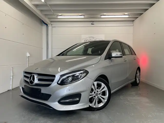 Mercedes-Benz B 180 B 180