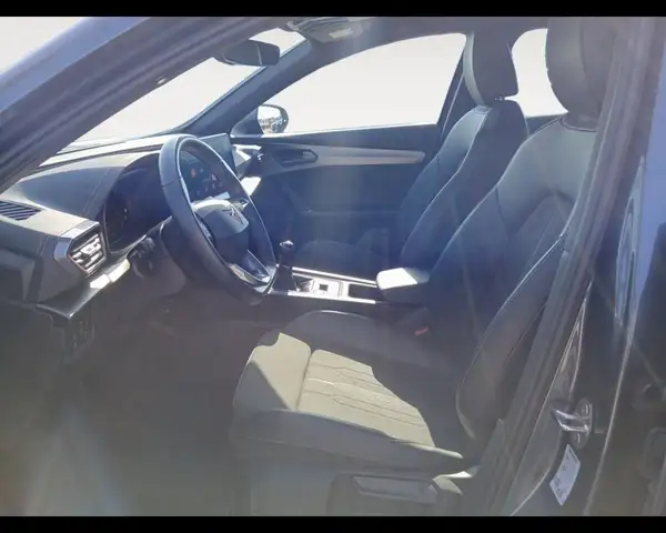 Cupra Formentor view 9
