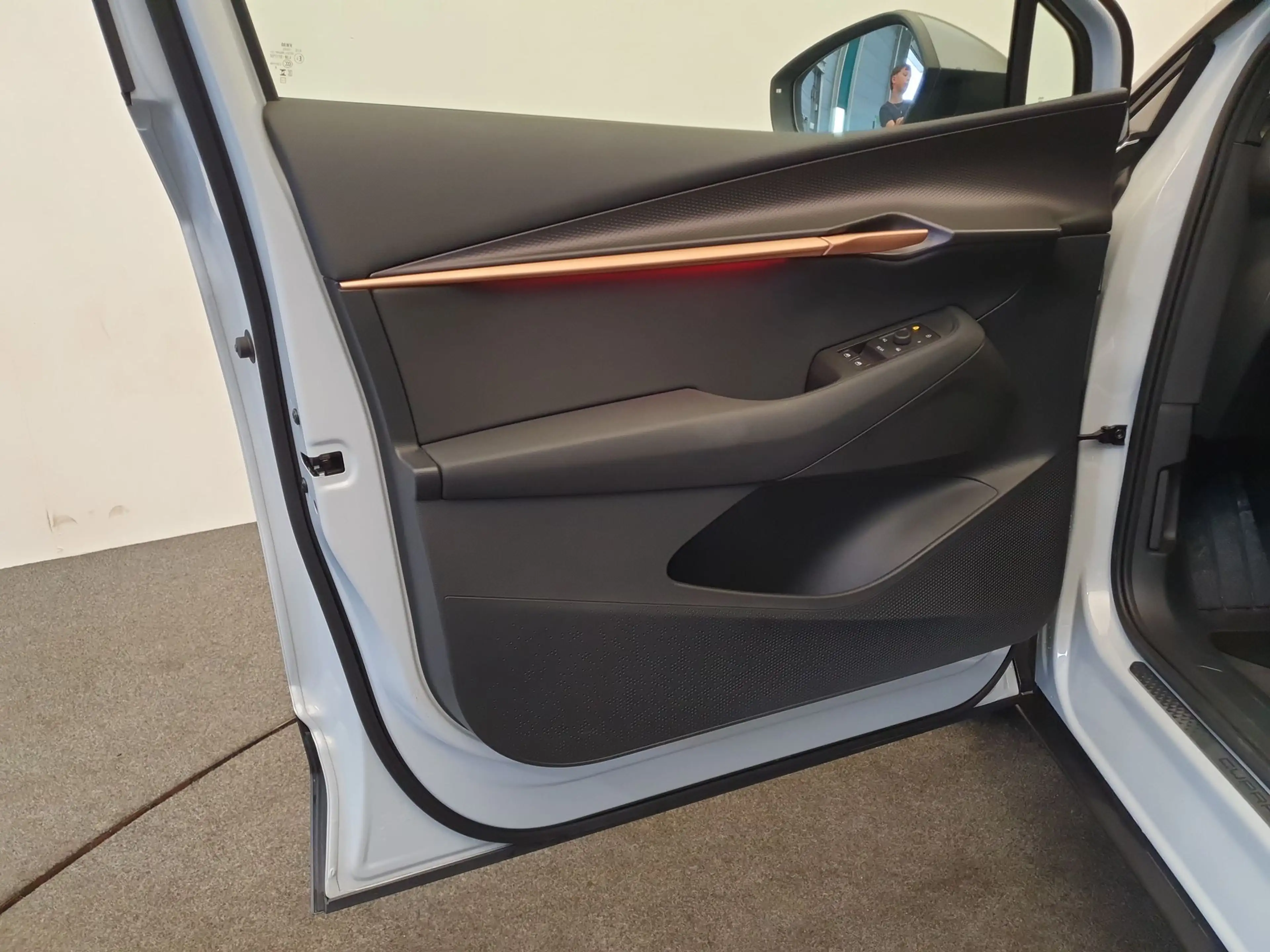 CUPRA Tavascan Business 82 kWh 286pk Camera, Acc, Keyless — photo 26