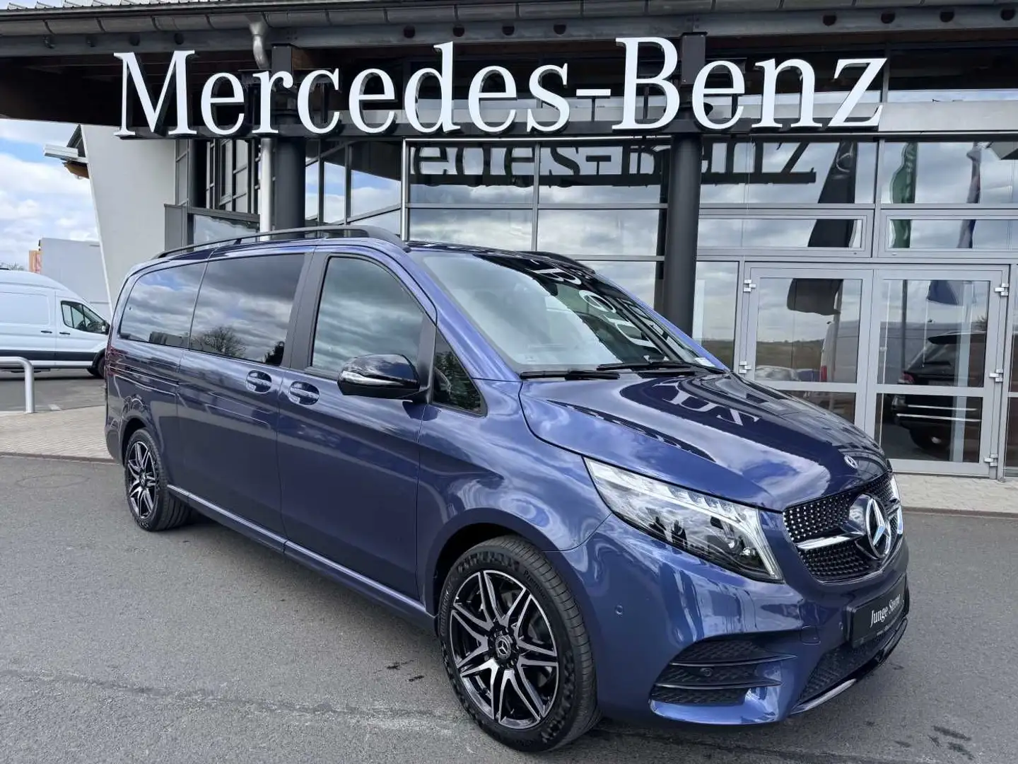 Mercedes-Benz V 250 d EDITION 4MATIC AMG DISTRONIC AHK Tisch Bleu - 1