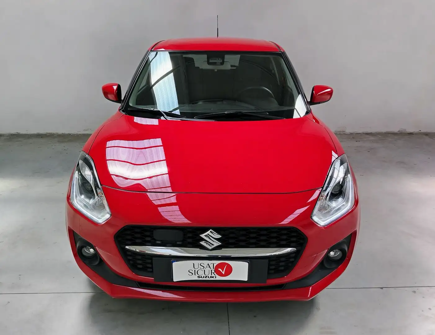 Suzuki Swift 1.2 Hybrid Cool Rosso - 2