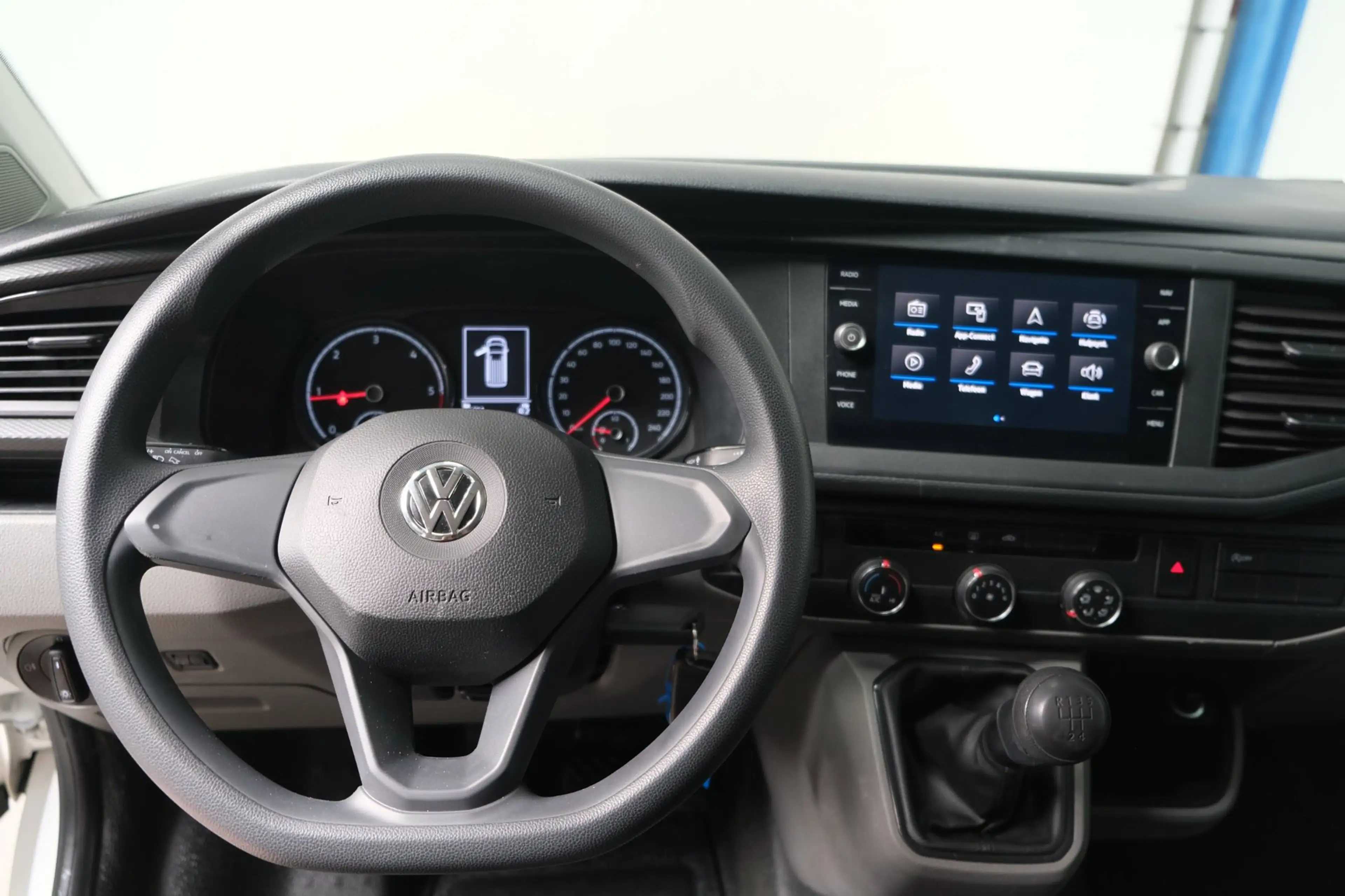 Volkswagen Transporter 2.0 TDI L1H1 26 DC - N.A.P. Airco, Cruise, Navi, C — photo 17
