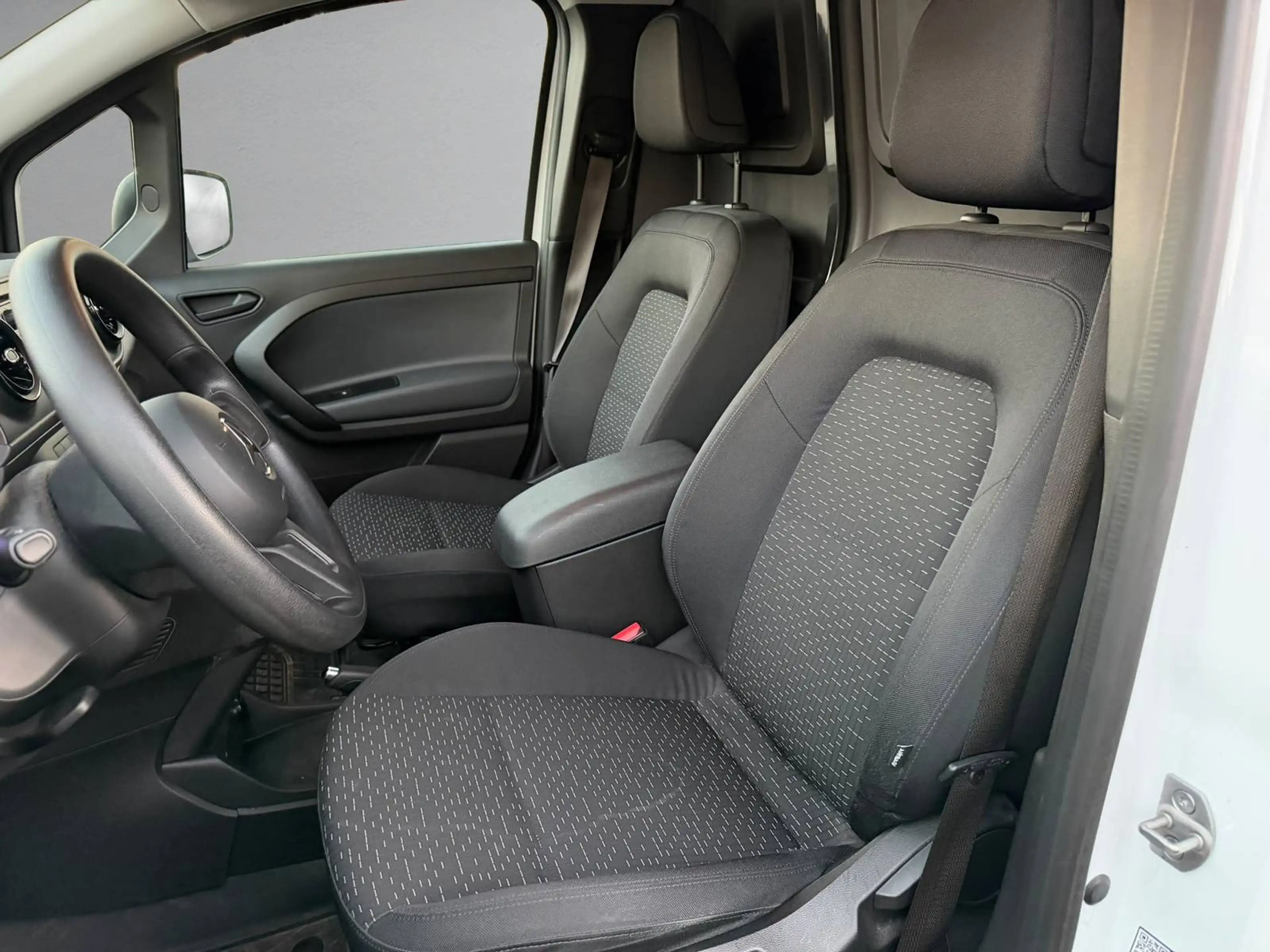 Mercedes-Benz Citan 112 CDI Worker Plus KLIMA*PDC*1.HAND*MWST — photo 12
