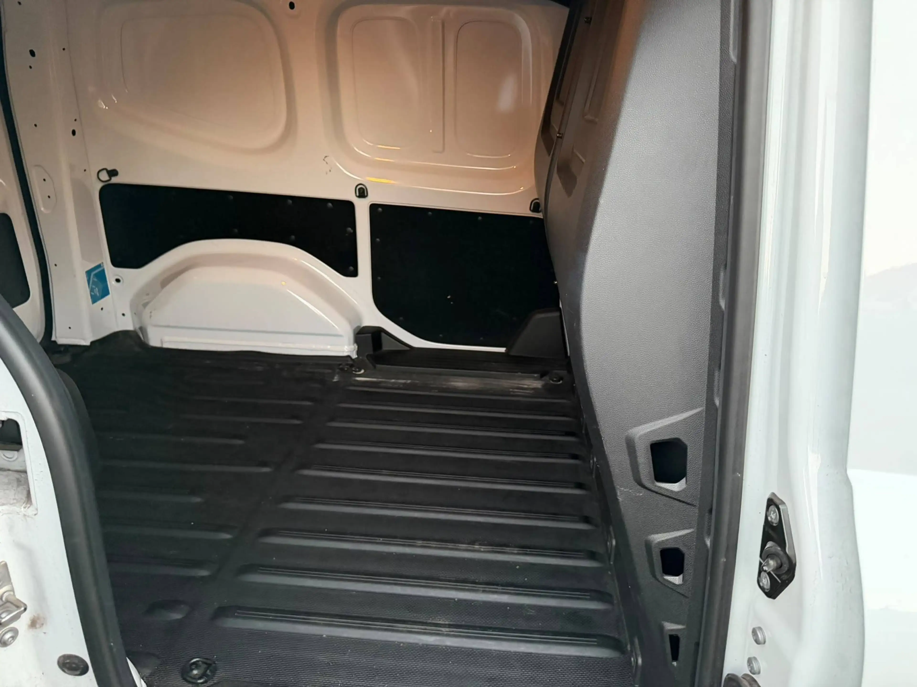 Mercedes-Benz Citan 112 CDI Worker Plus KLIMA*PDC*1.HAND*MWST — photo 8