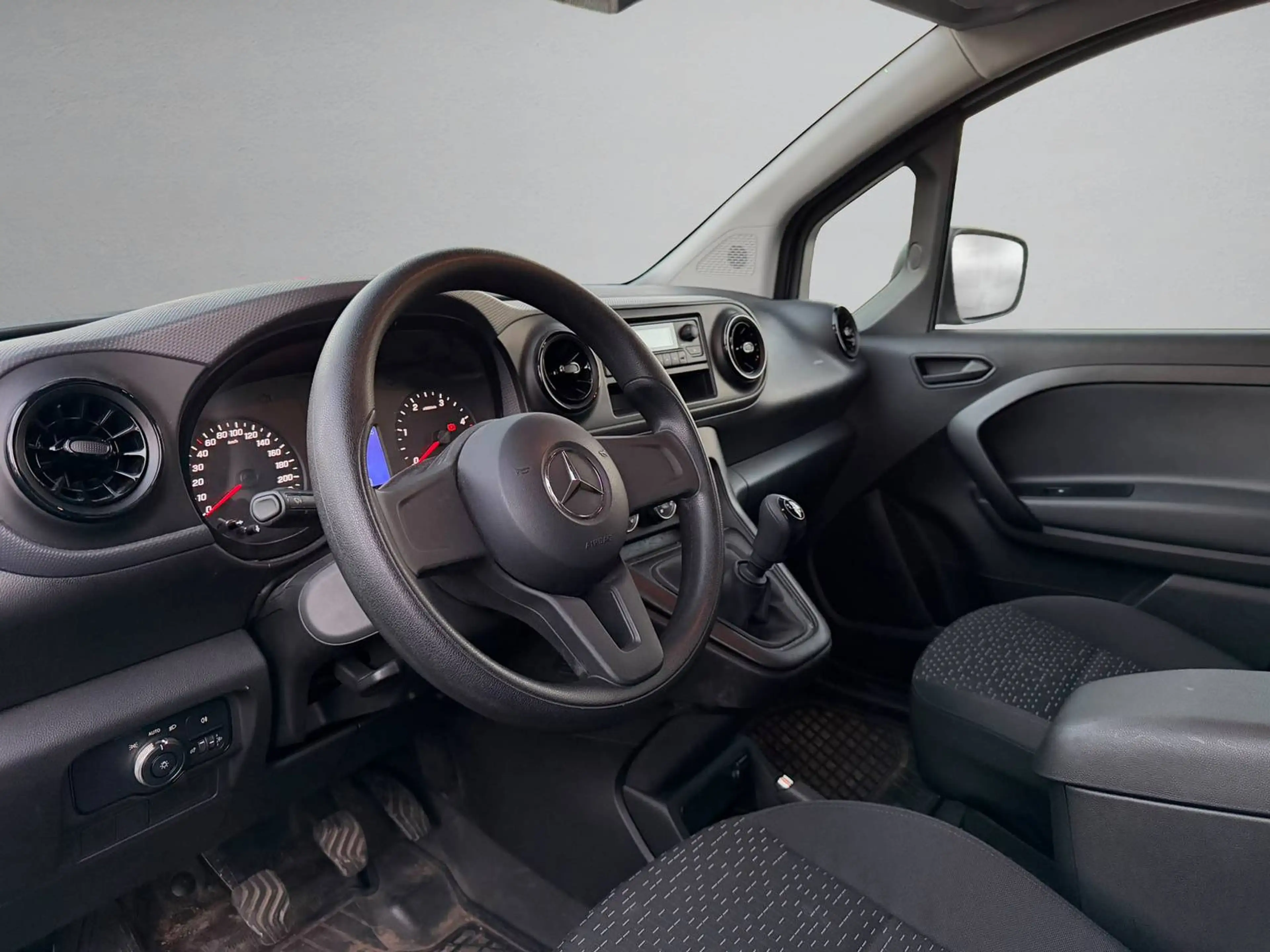 Mercedes-Benz Citan 112 CDI Worker Plus KLIMA*PDC*1.HAND*MWST — photo 11