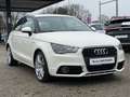 Audi A1 S line Sportpaket Leder Navi 8Fach Weiß - thumbnail 2